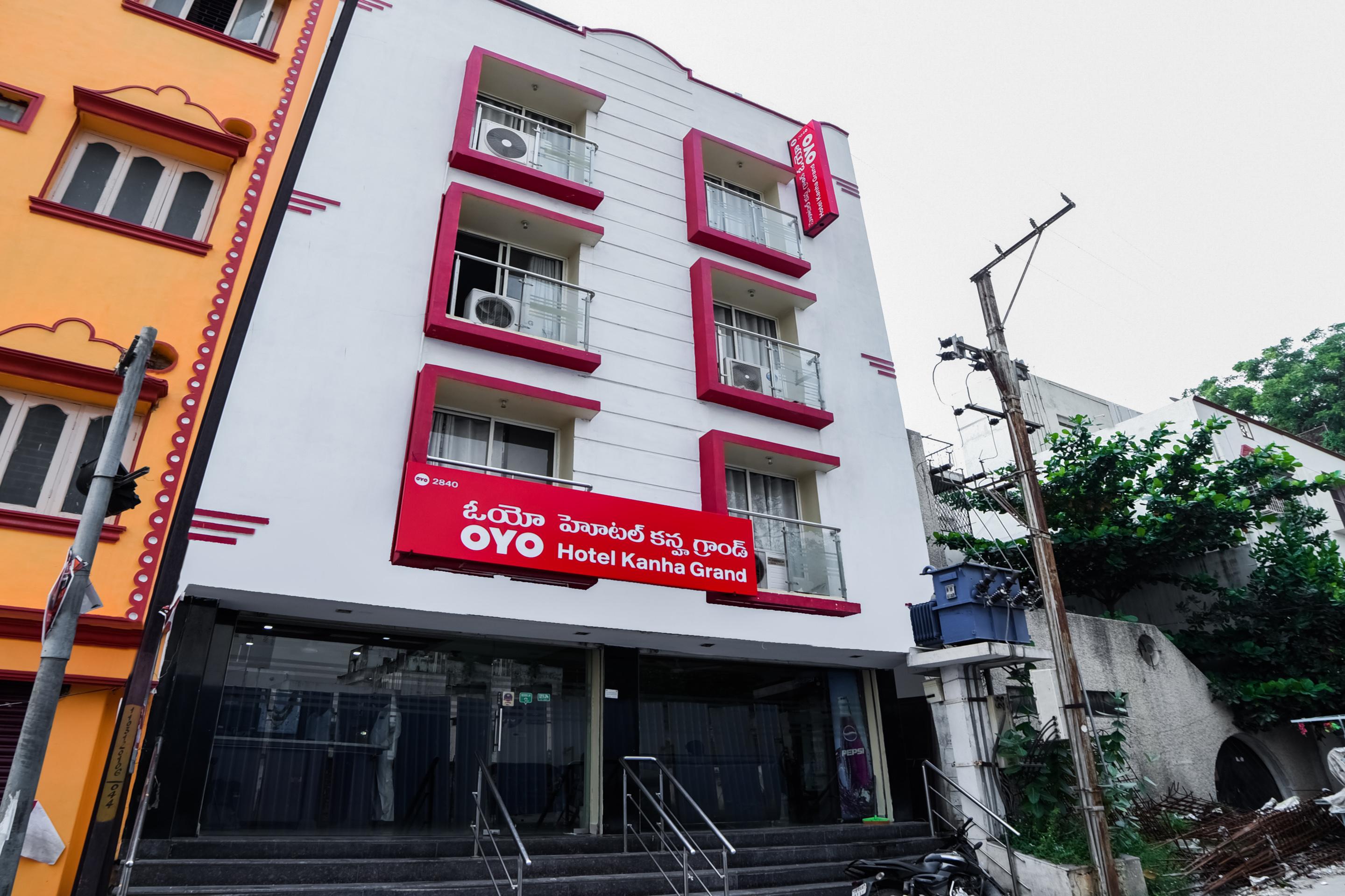 Oyo 2840 Kanha Grand Hyderabad
