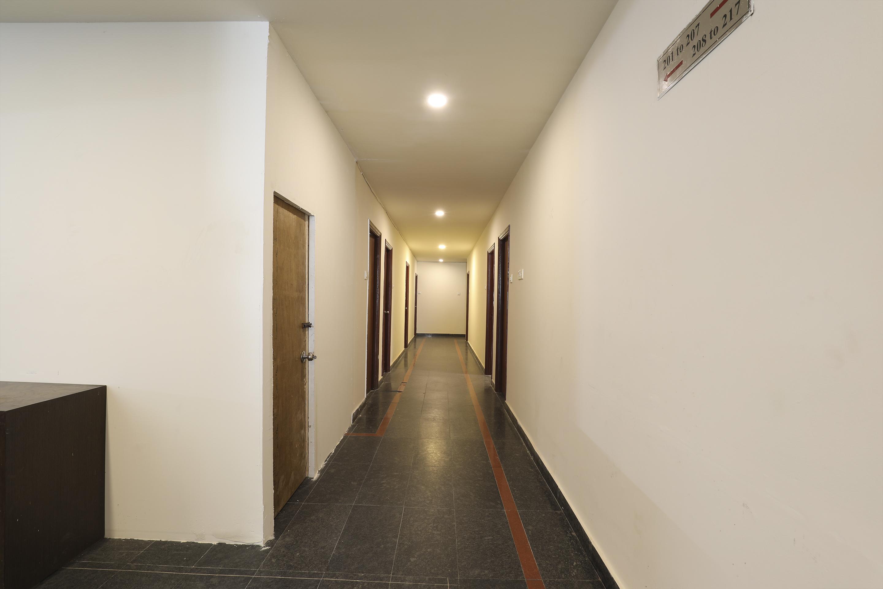 Oyo 14726 Inaya Hyderabad