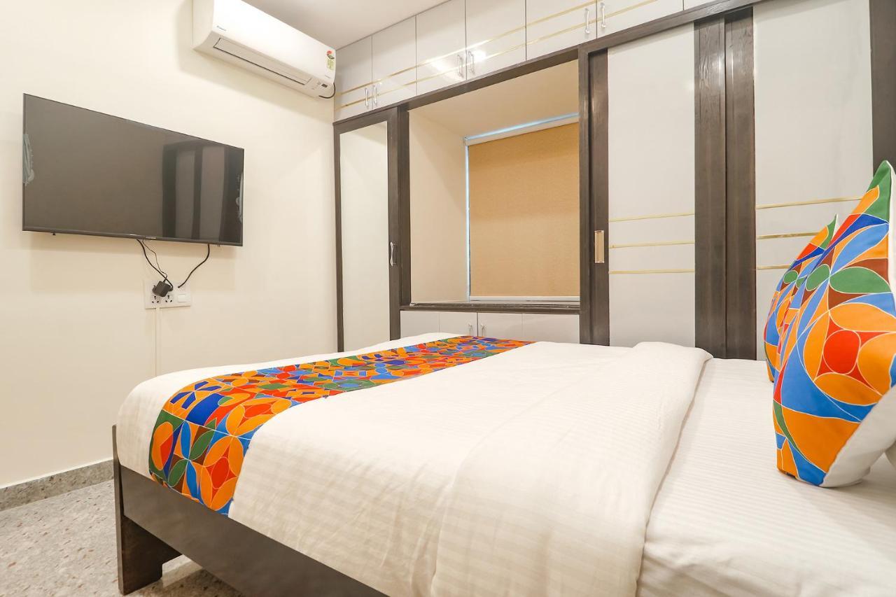 Fabexpress Rs Living - Nr Tcs Deccan Park, Hitech City 3*