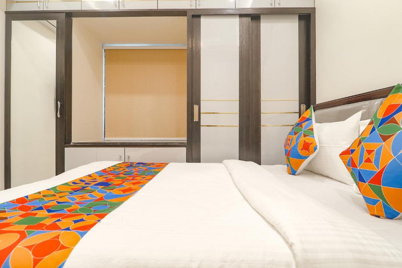 Fabexpress Rs Living - Nr Tcs Deccan Park, Hitech City 3* Hyderabad