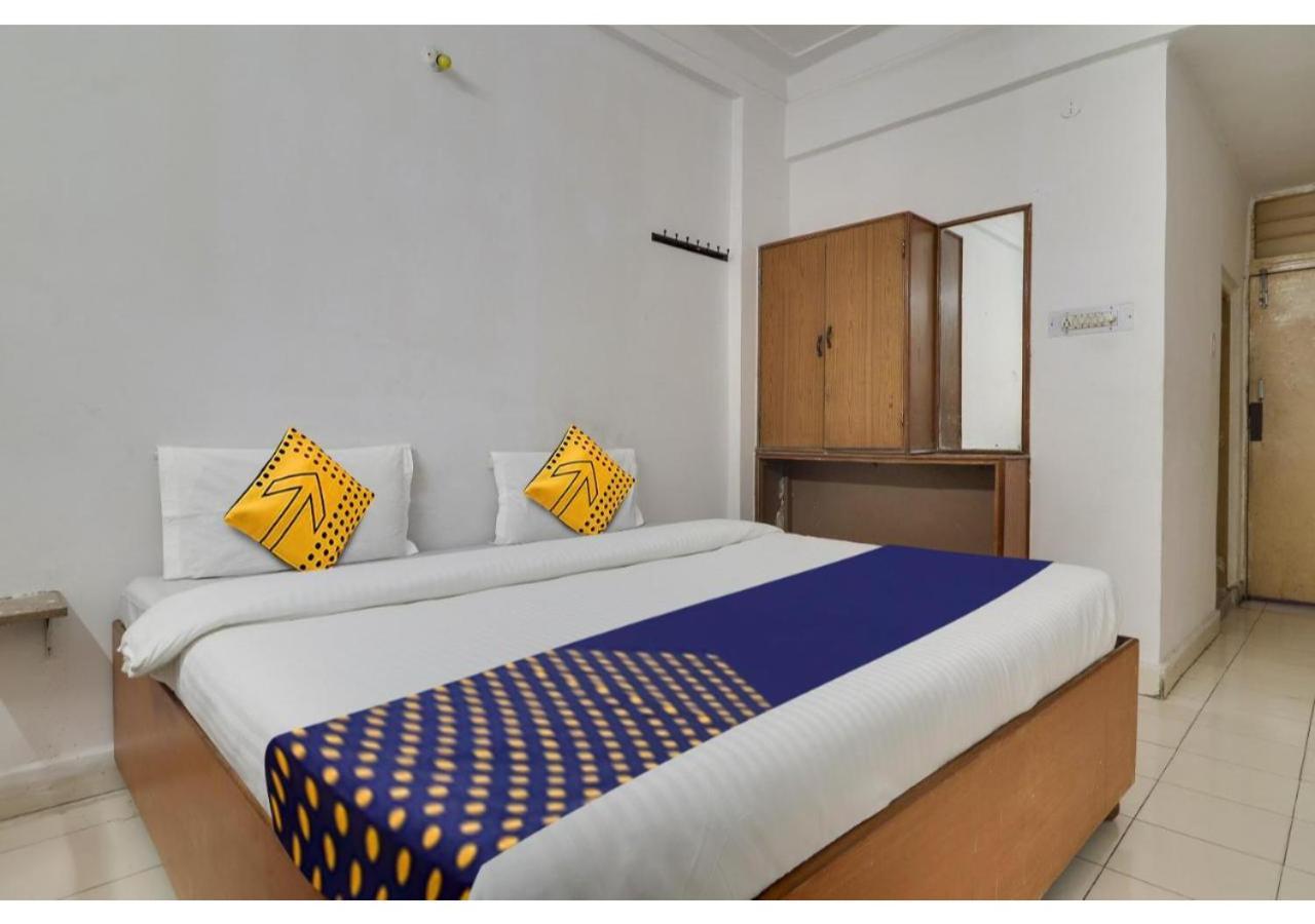 Hotel Apsara Near Nampally Station Hyderabad