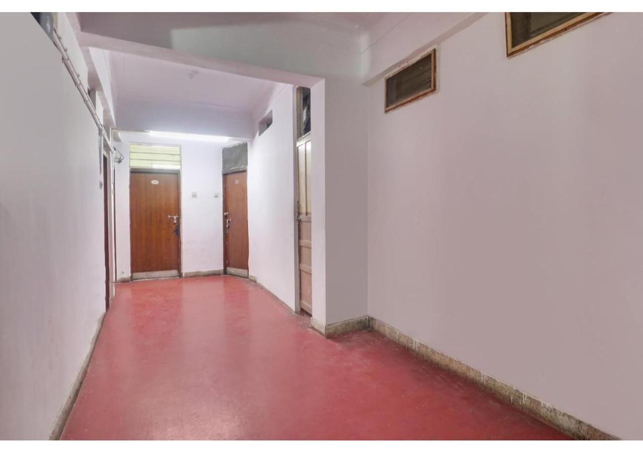 Hotel Apsara Near Nampally Station 3*
