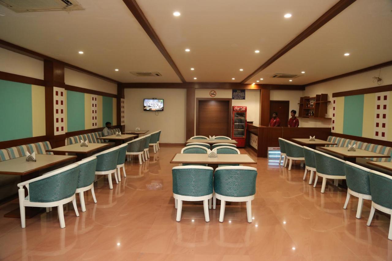 Taramati Baradari 3*