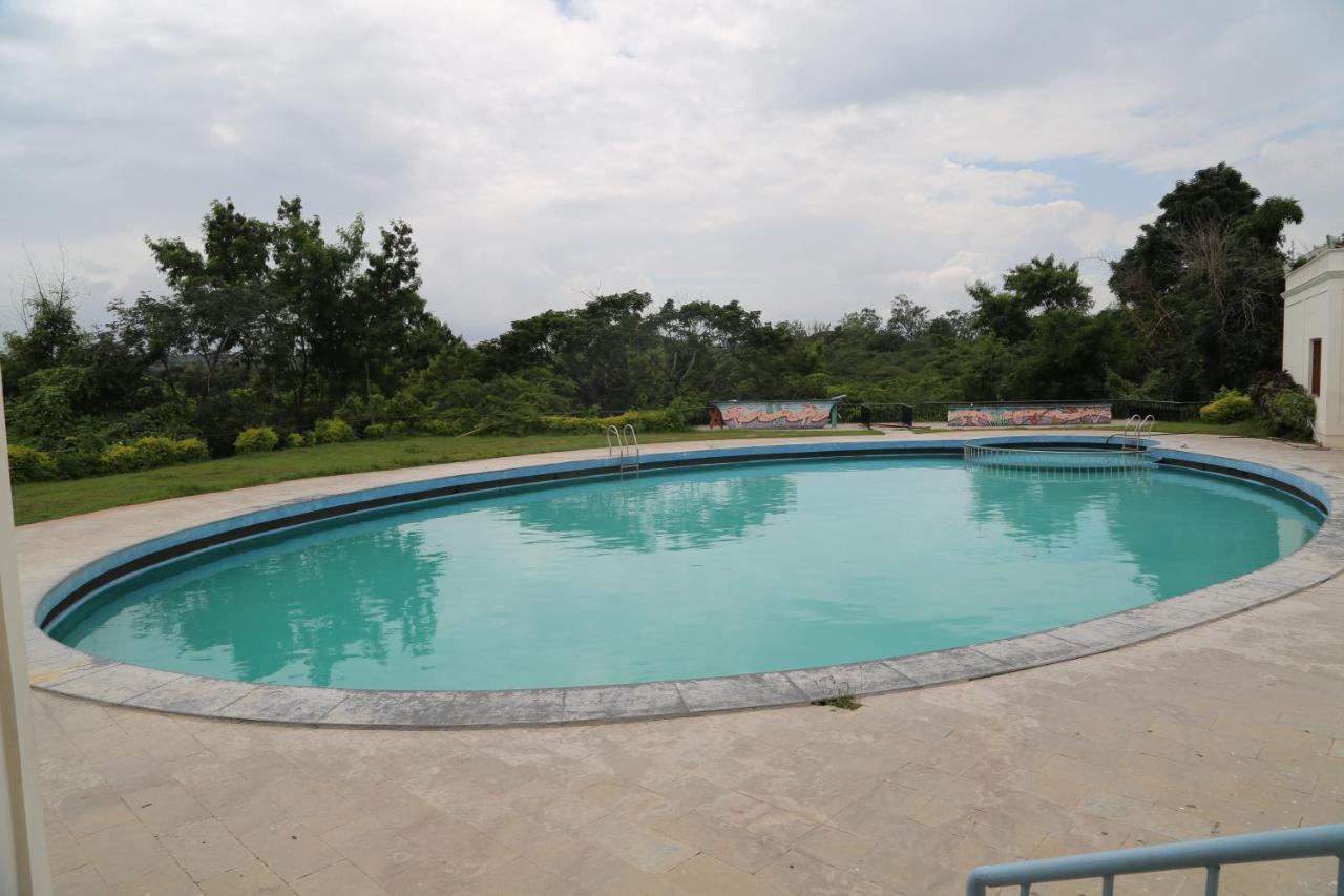 Hotel Taramati Baradari 3*