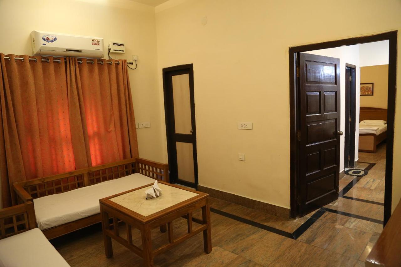 Taramati Baradari Hyderabad