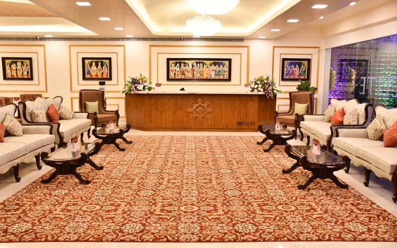 Dhruv Elite And Banquets *