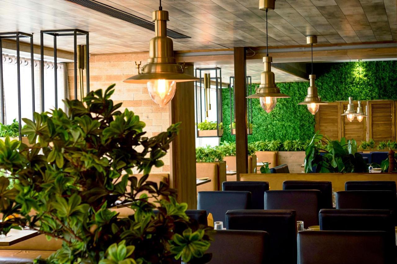 Kinara Grand Hotel Hyderabad