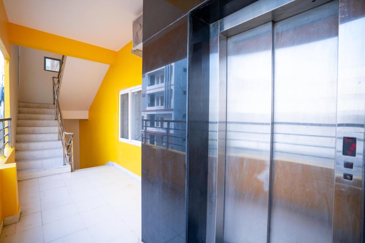 Hotel Yellow Bells Signature Hitec Hyderabad