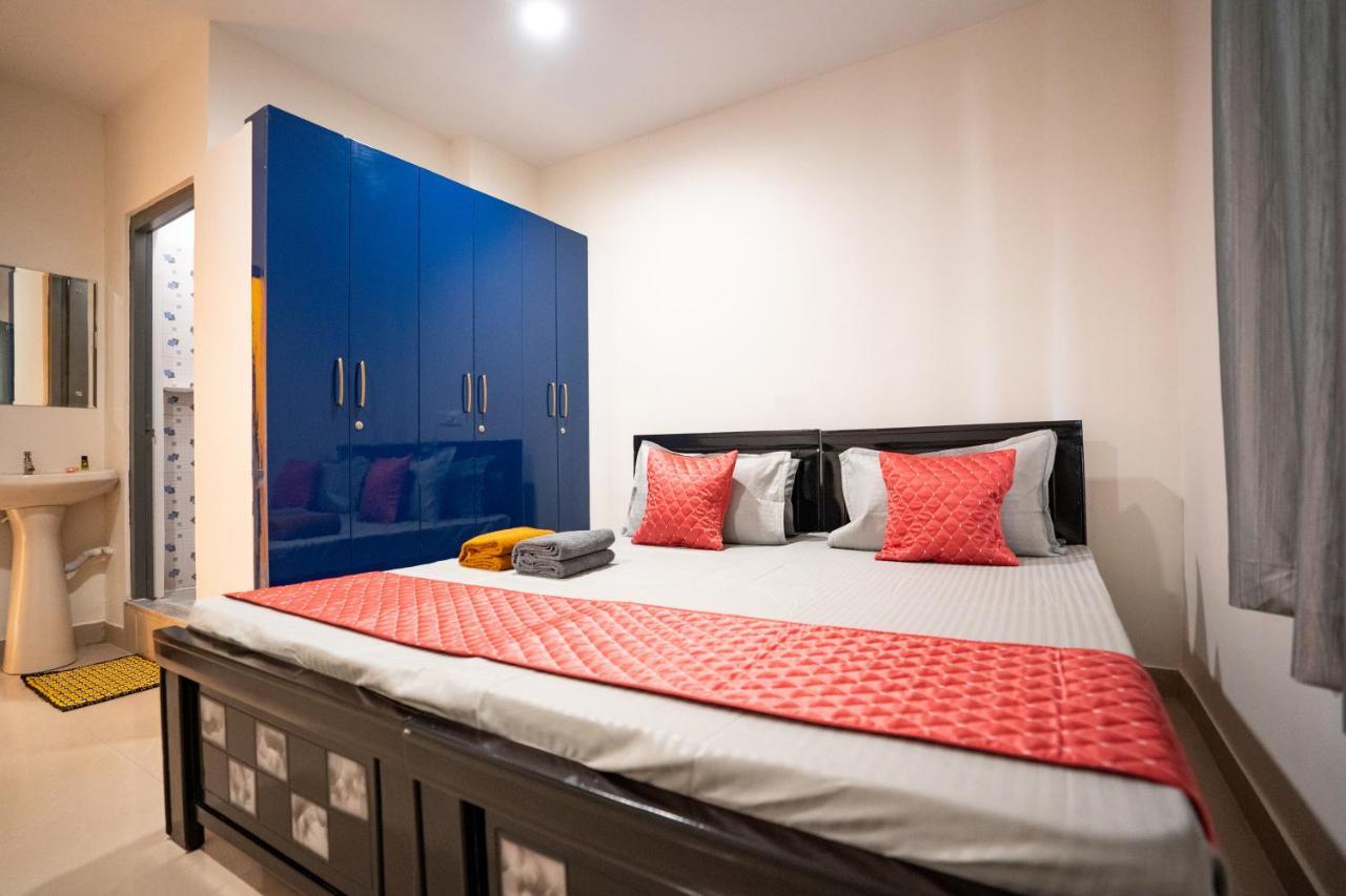 Yellow Bells Signature Hitec Hotel 3*