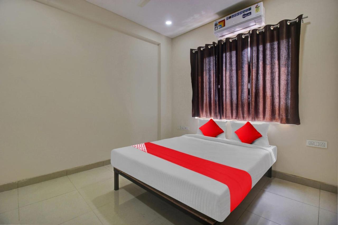 Oyo Flagship High Rise
