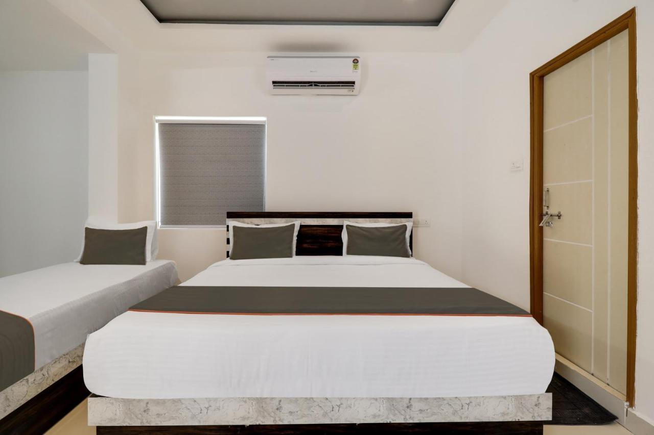 Hotel Collection O Athidhi & Hyderabad