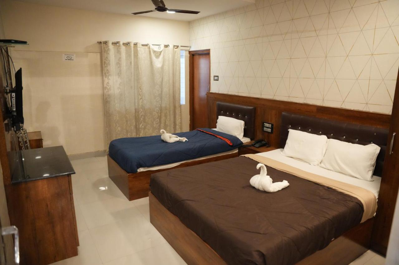 Vaidh Business Hotel