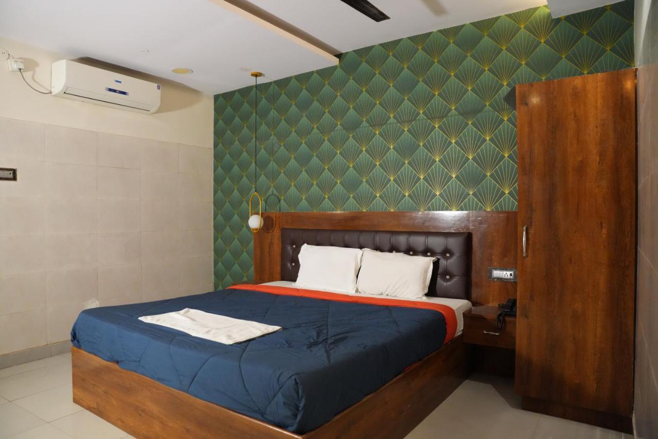 Vaidh Business Hotel