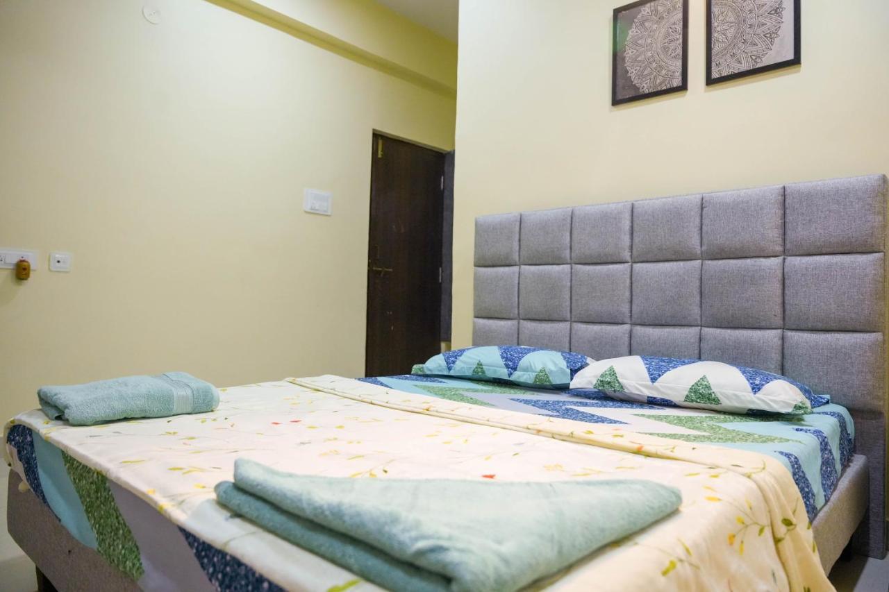 Apartment Lovely 2 Bhk House Near Us Embassy At Gachibowli