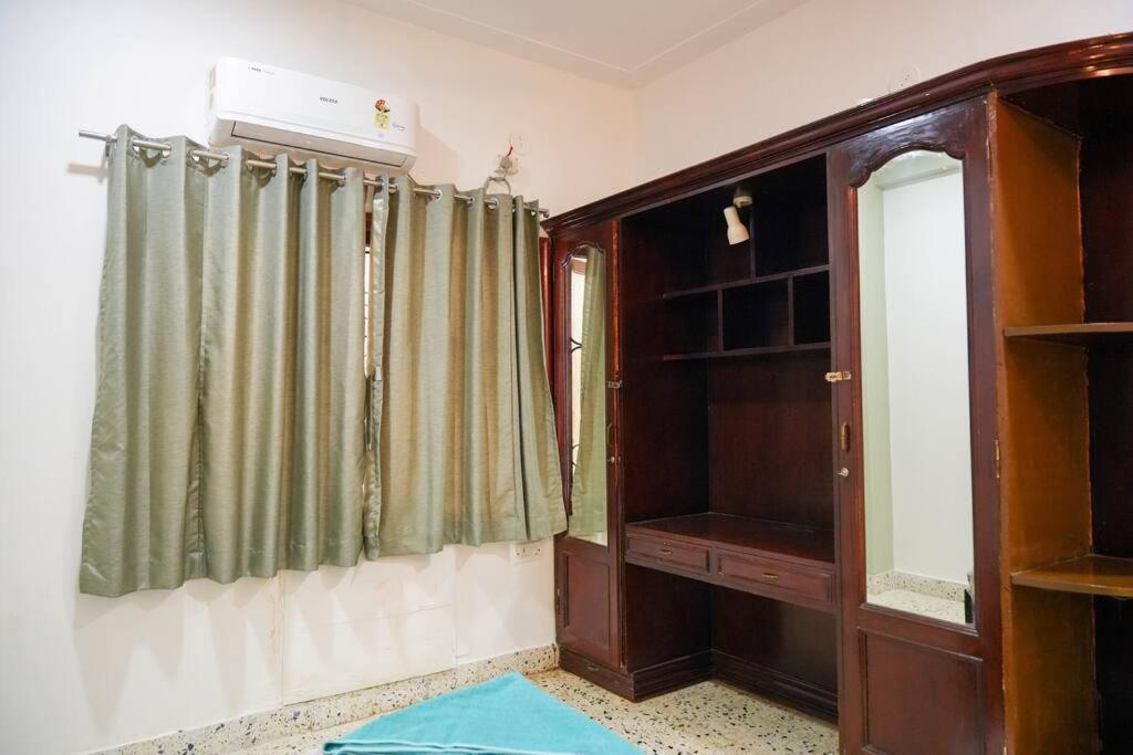 Tourist Friendly -3bhk Ac Near Birla Mandir, Apartment