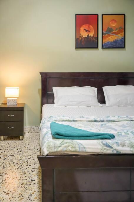 Tourist Friendly -3bhk Ac Near Birla Mandir, * Hyderabad