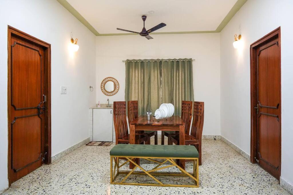 Tourist Friendly -3bhk Ac Near Birla Mandir,