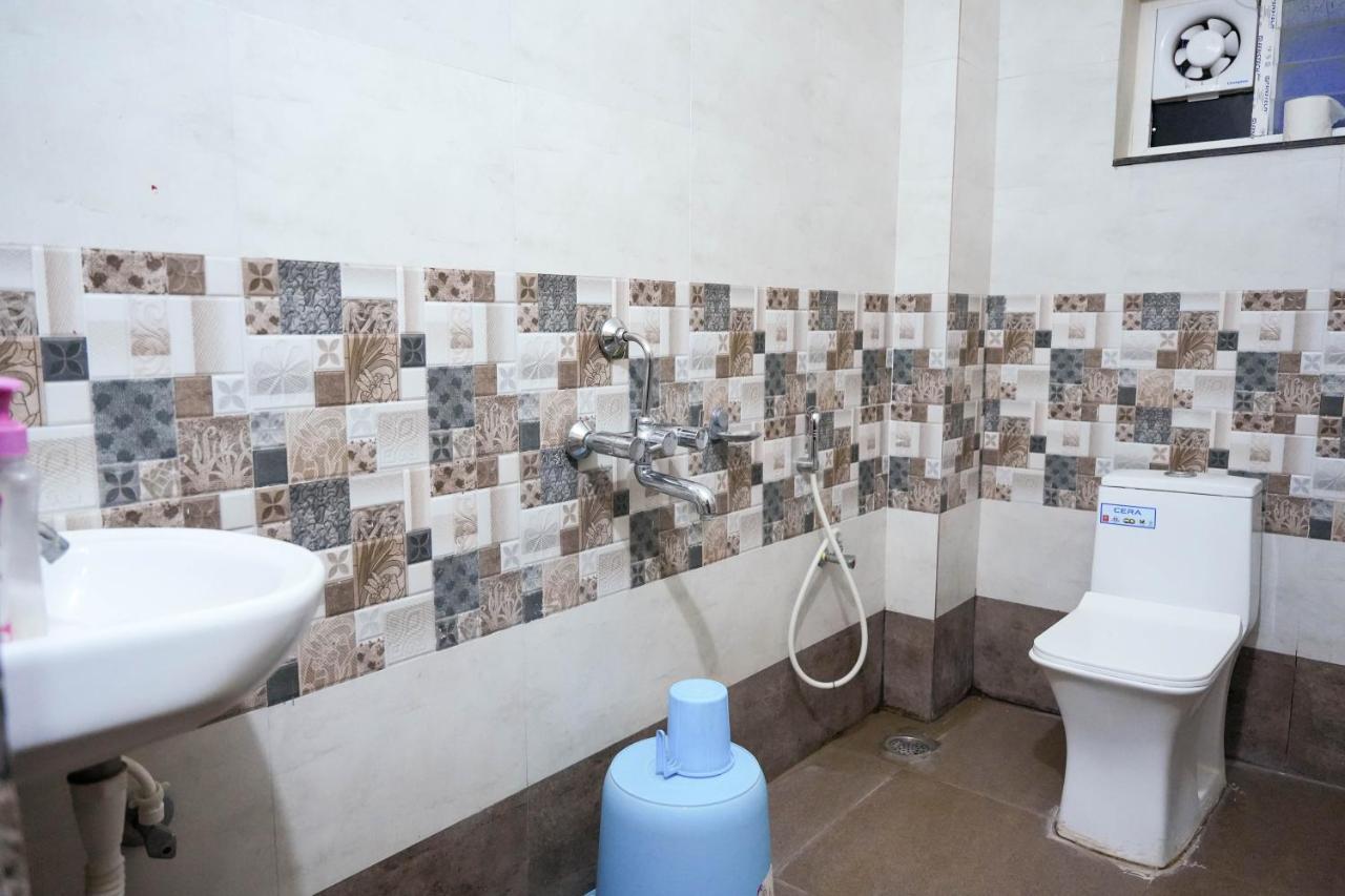 Lovely 2 Bhk House Near Us Embassy At Gachibowli *