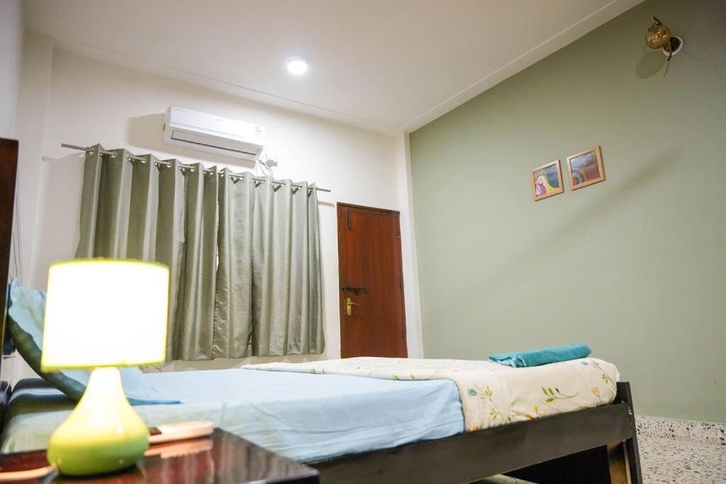 Tourist Friendly -3bhk Ac Near Birla Mandir,