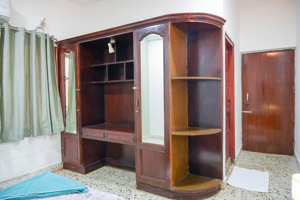 Tourist Friendly -3bhk Ac Near Birla Mandir, * Hyderabad
