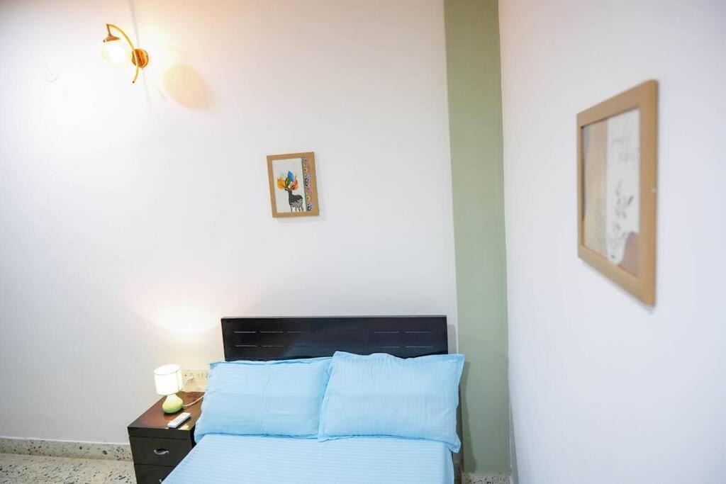 Tourist Friendly -3bhk Ac Near Birla Mandir, Apartment Hyderabad