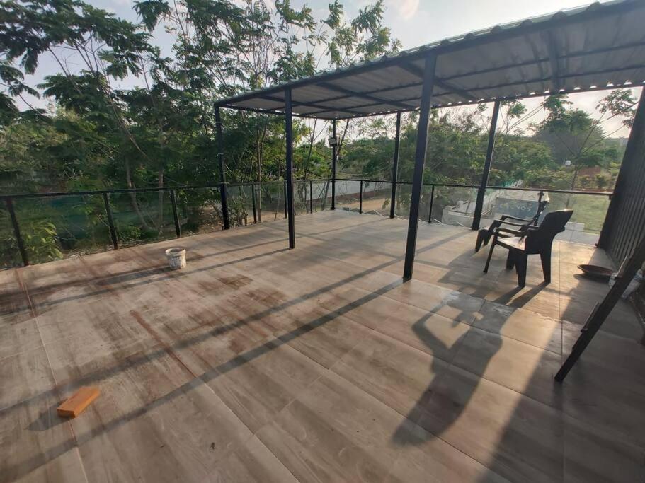 4br Farm Inside Leonia