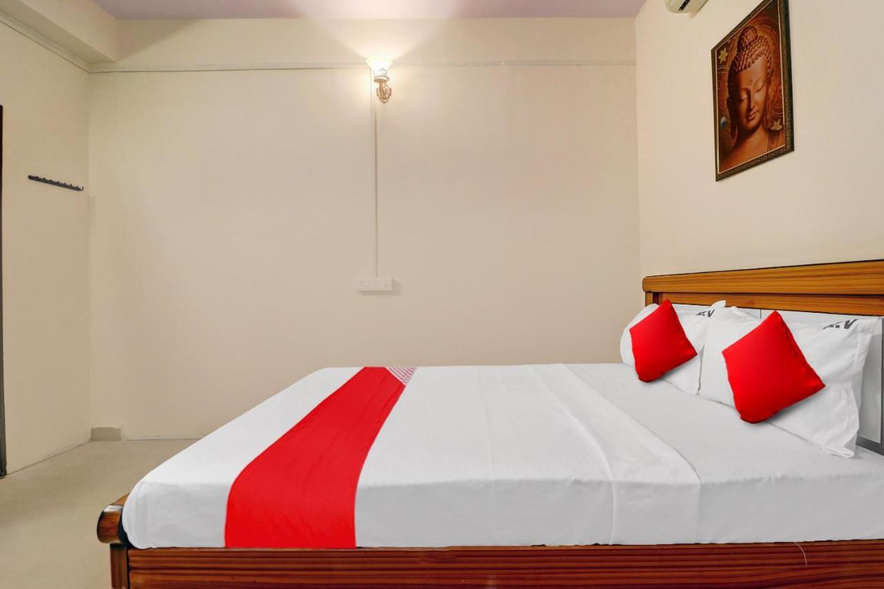 Pop Sree Shakthi Hotel Hyderabad
