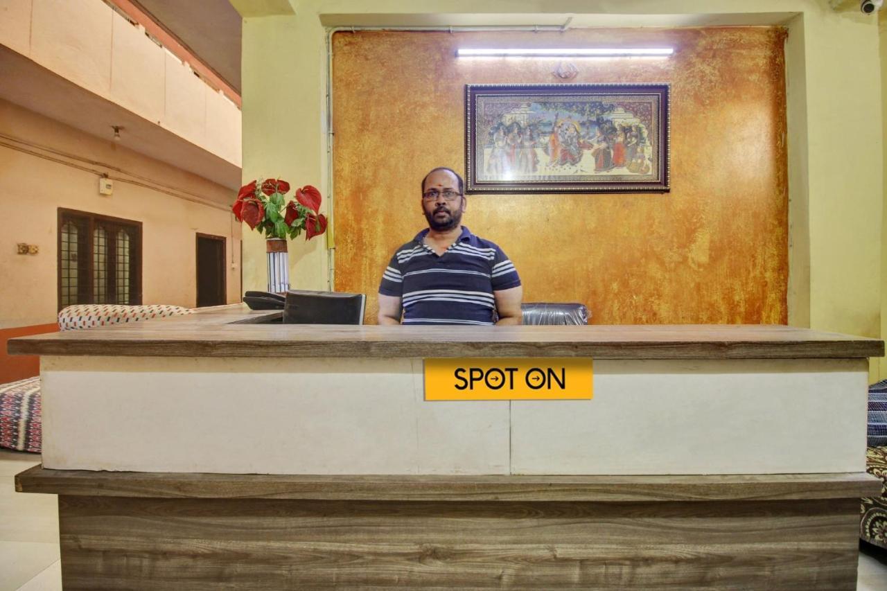 Spot On New Kaveri Hotel Hyderabad