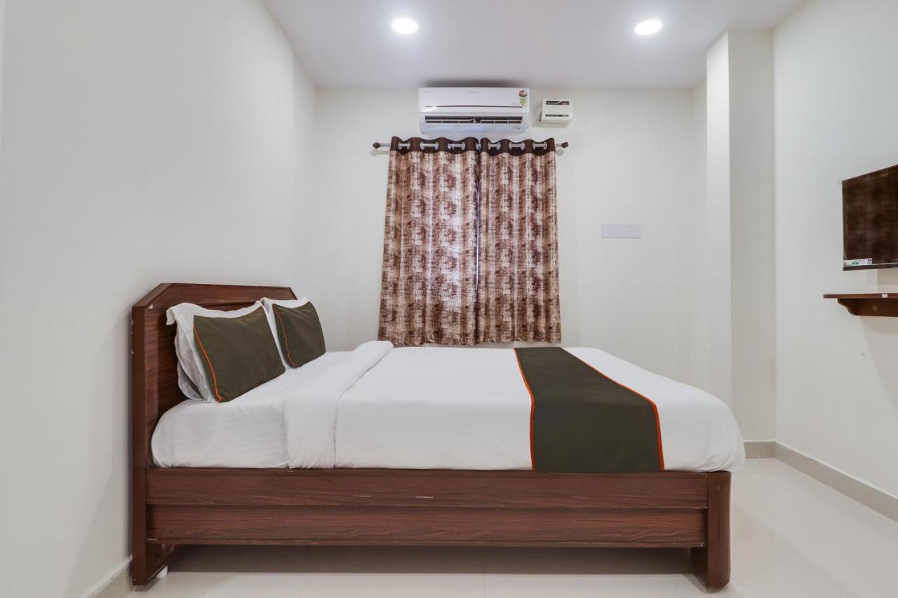 Hotel Collection O Virat Grand