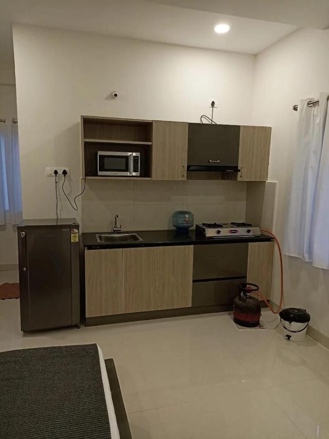 Hotel The Embassy Hyderabad