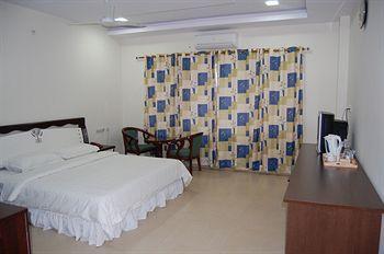 Hotel Treebo Sravya Residency