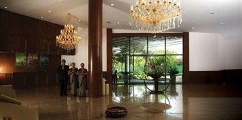 Hotel Celestia At Leonia