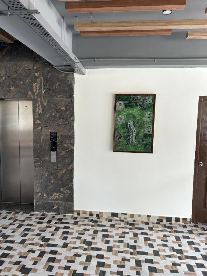 Palladium Luxury Financial District Unit Ii 3*