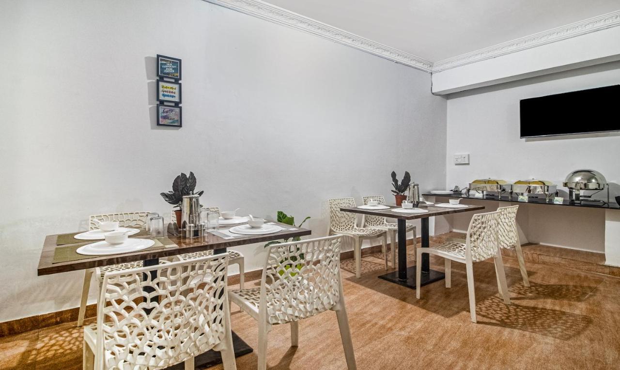 Hotel Treebo Navya The Park 3*