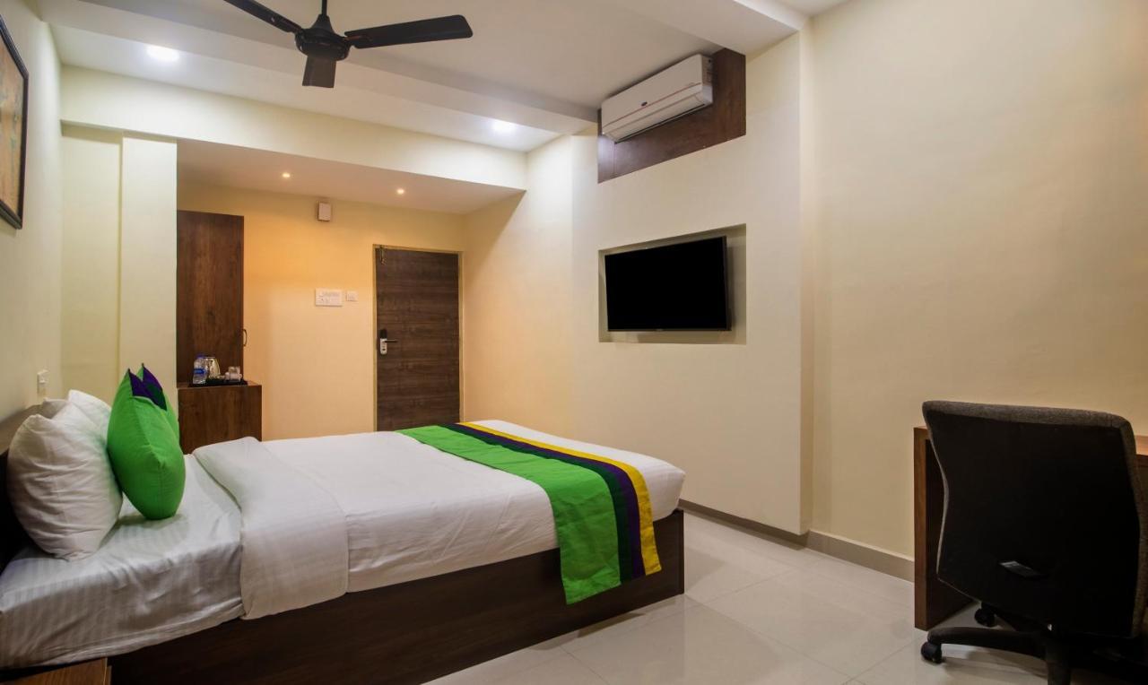 Treebo Navya The Park Hyderabad