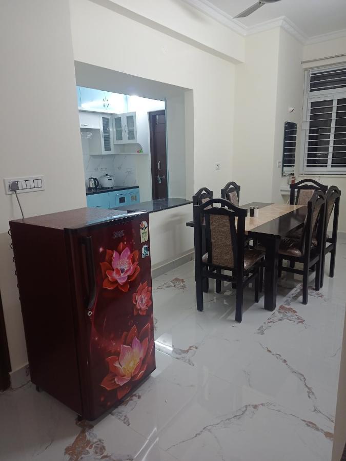 Apartment Servostay Kphb Phase 15 New Stunning 3 Bhk - 1st Floor