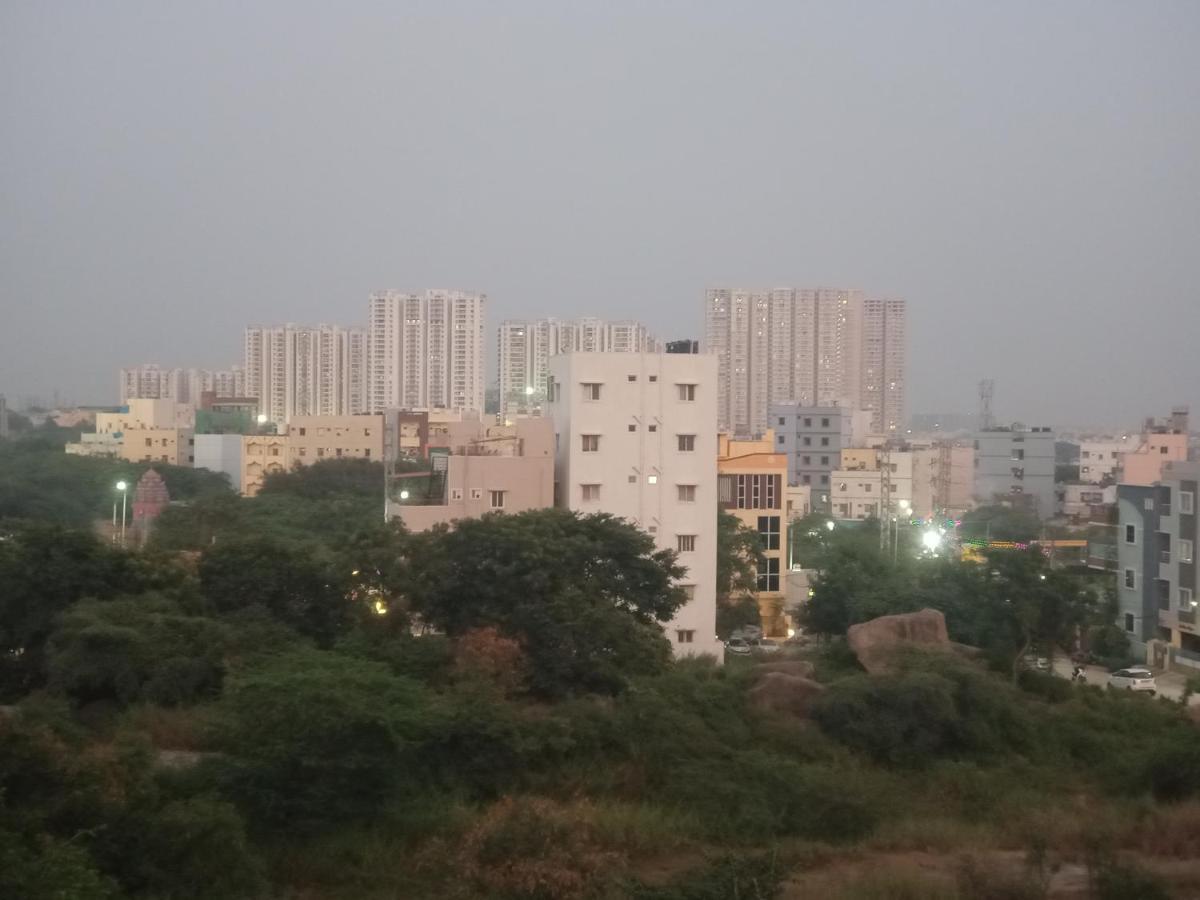 Apartment Servostay Kphb Phase 15 New Stunning 3 Bhk - 2nd Floor *