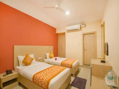Hotel Sk First Transit Shamshabad