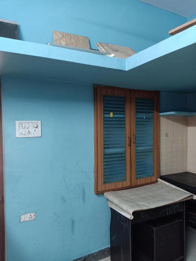 1 Bhk House With Ac Fully Operational Kitchen With Wifi * Hyderabad