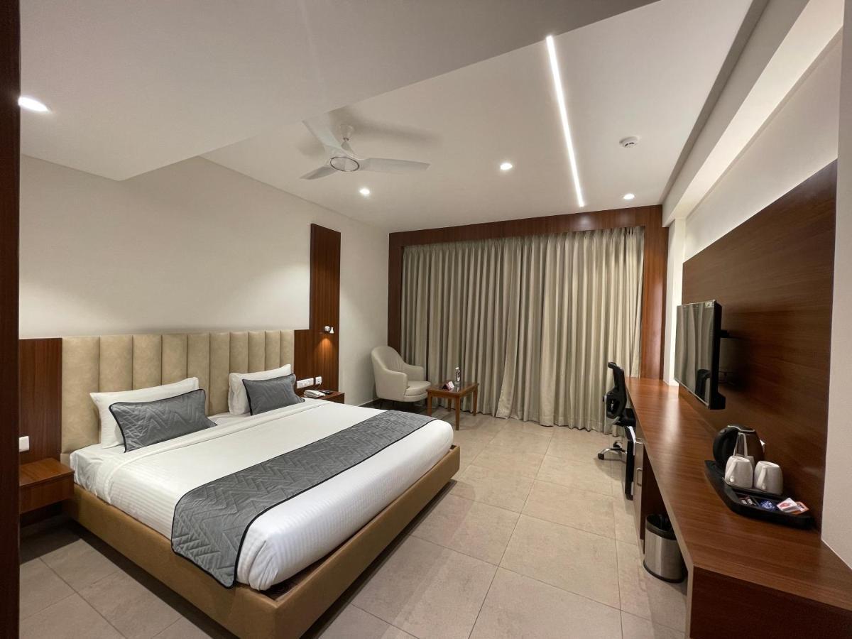 Jubilee Park Hotel 3*