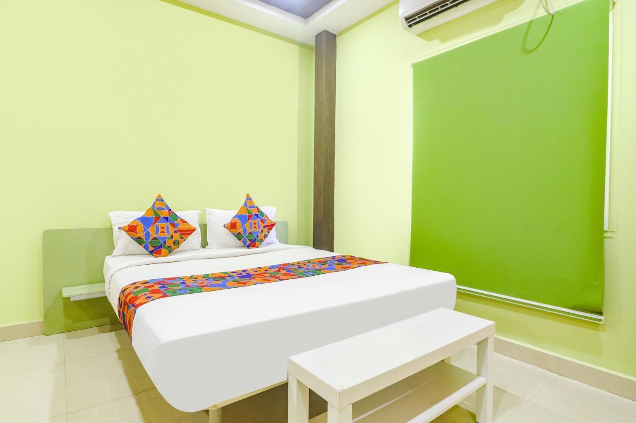 Fabexpress Airport Stay Inn - Nr Hyderabad International Airport, Shamshabad Hotel