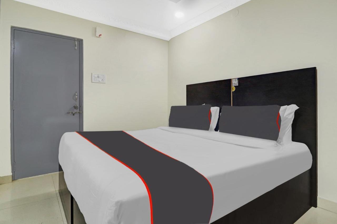 Collection O Sahasra Nearkondapur Hotel 4*
