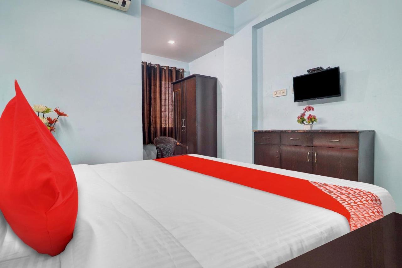 Hotel Oyo Flagship Grand Aarvi Near Nexus Hyderabad