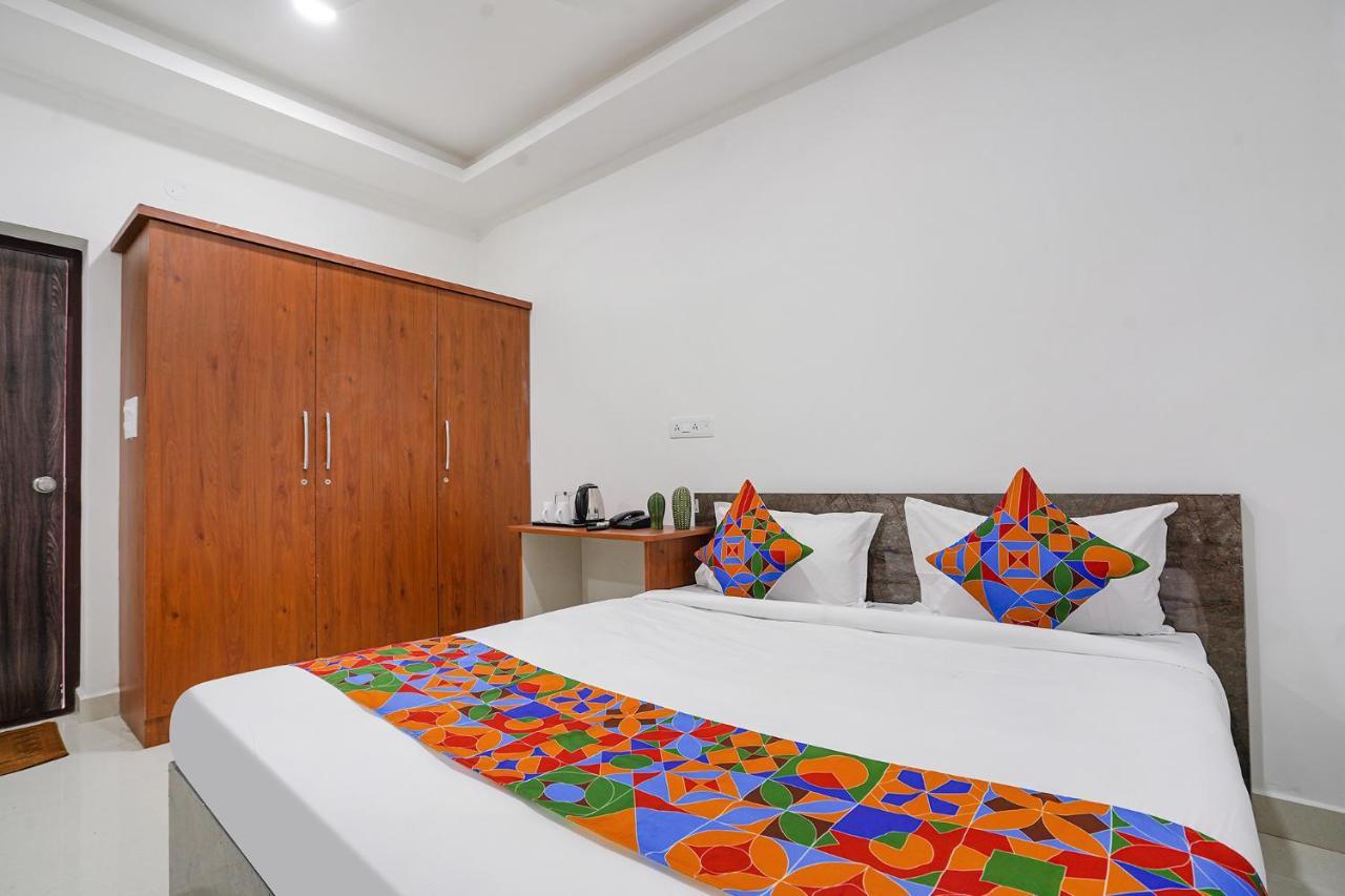 Hotel Fabhotel 27 - Hitech Hyderabad