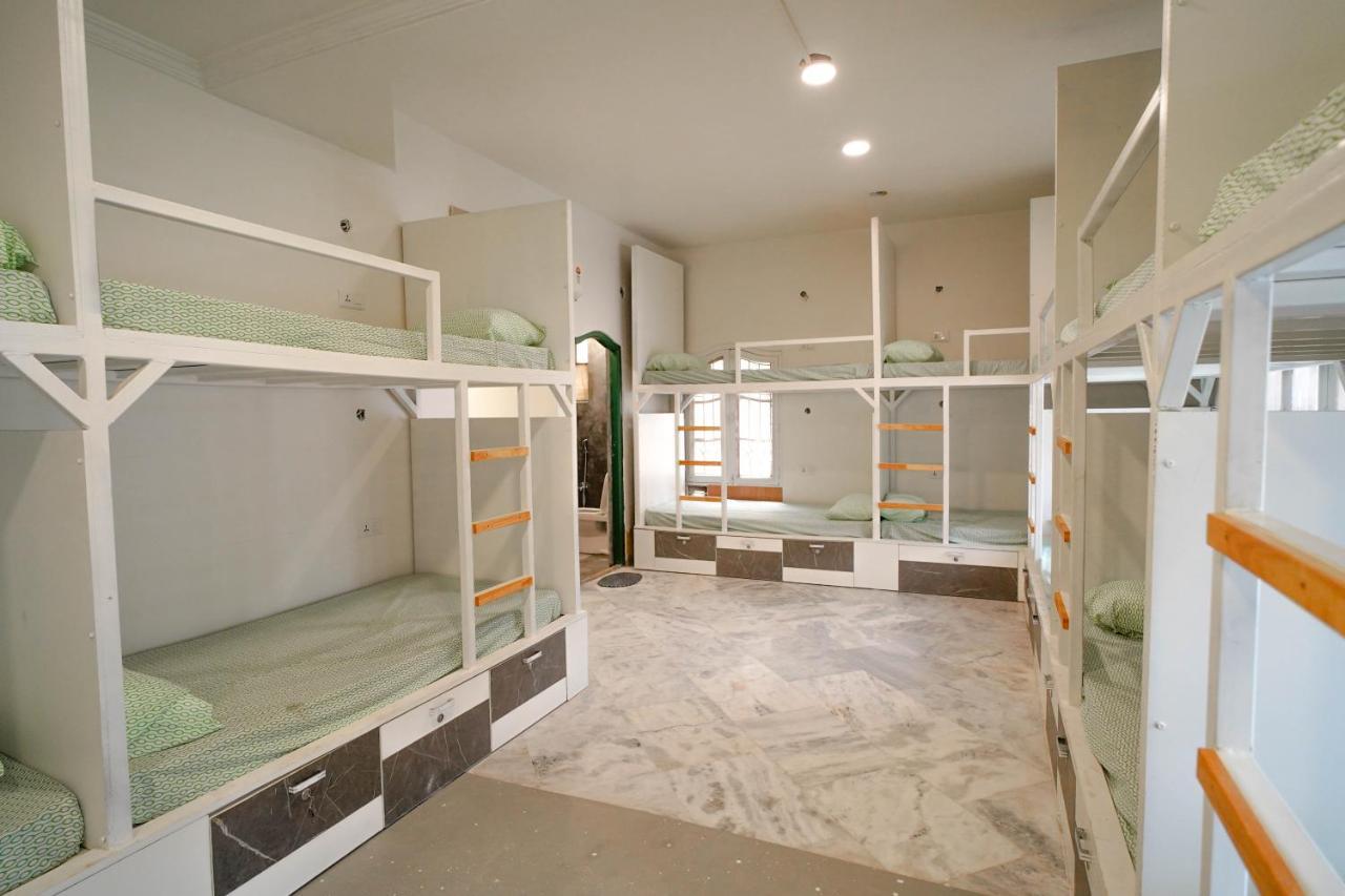 Destin Olympus Banjara Hostel
