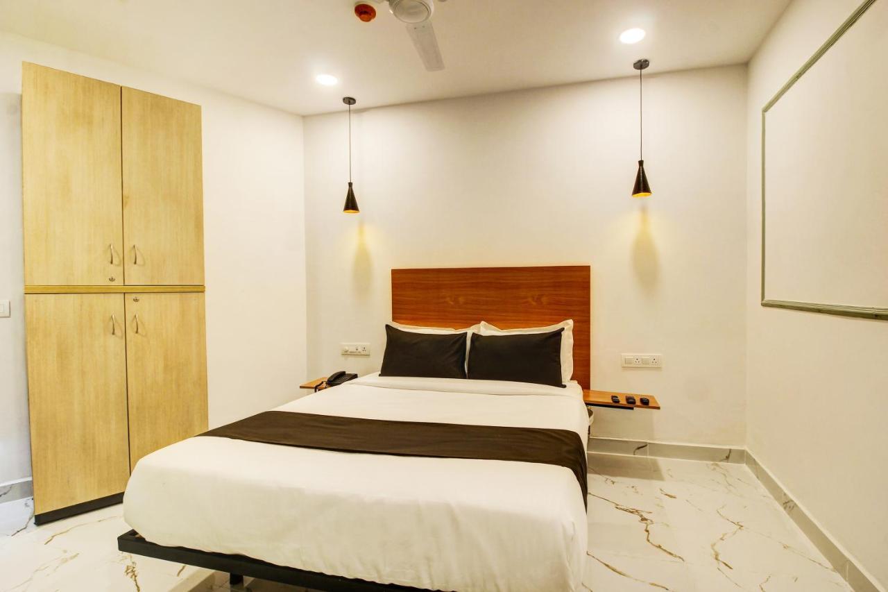 Super Townhouse Rcc Banjara Hills