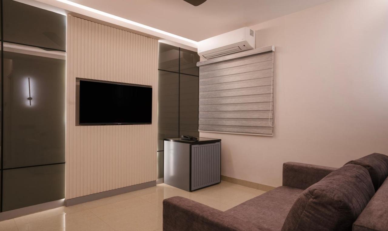 Treebo Premium D Consulate 3*
