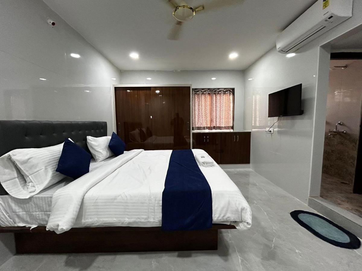 Guest house Dolphin Hyderabad