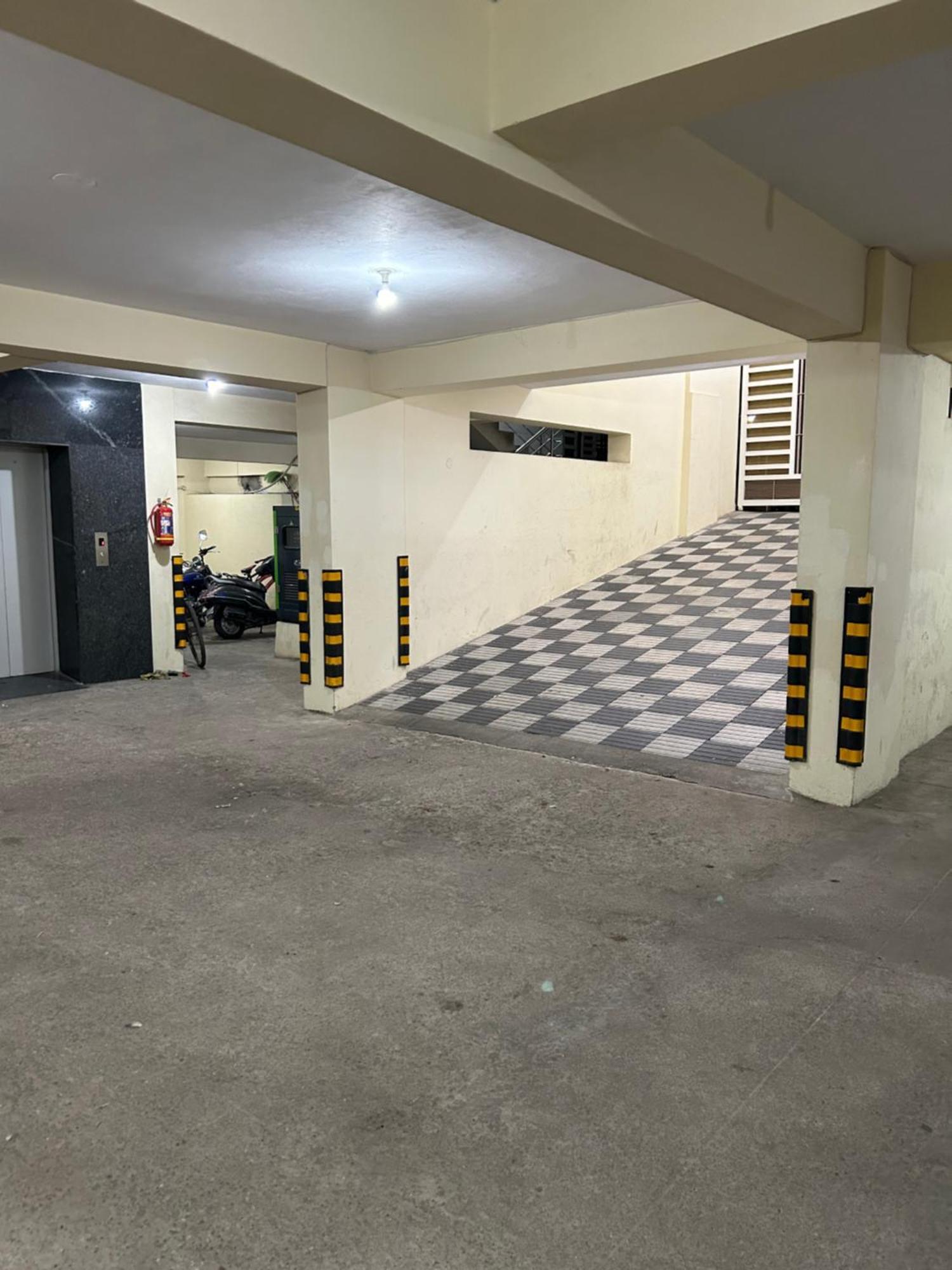 Apartment To Explore Food, History & Shopping Hyderabad