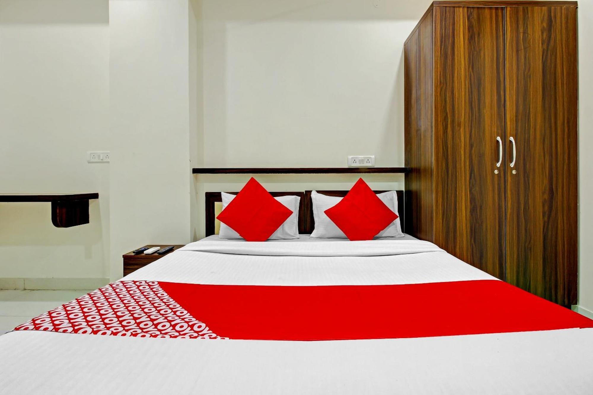 Oyo Flagship 75008 Delta Near Nexus Hyderabad